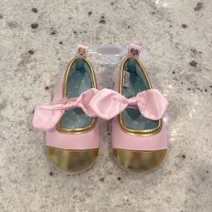 Pink and Gold Infant Shoes with Bow